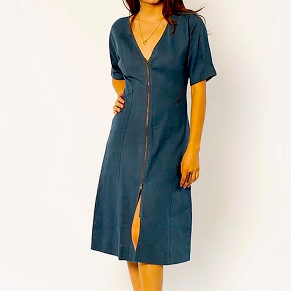 Amuse society Porter midi dress medium NWOT blue